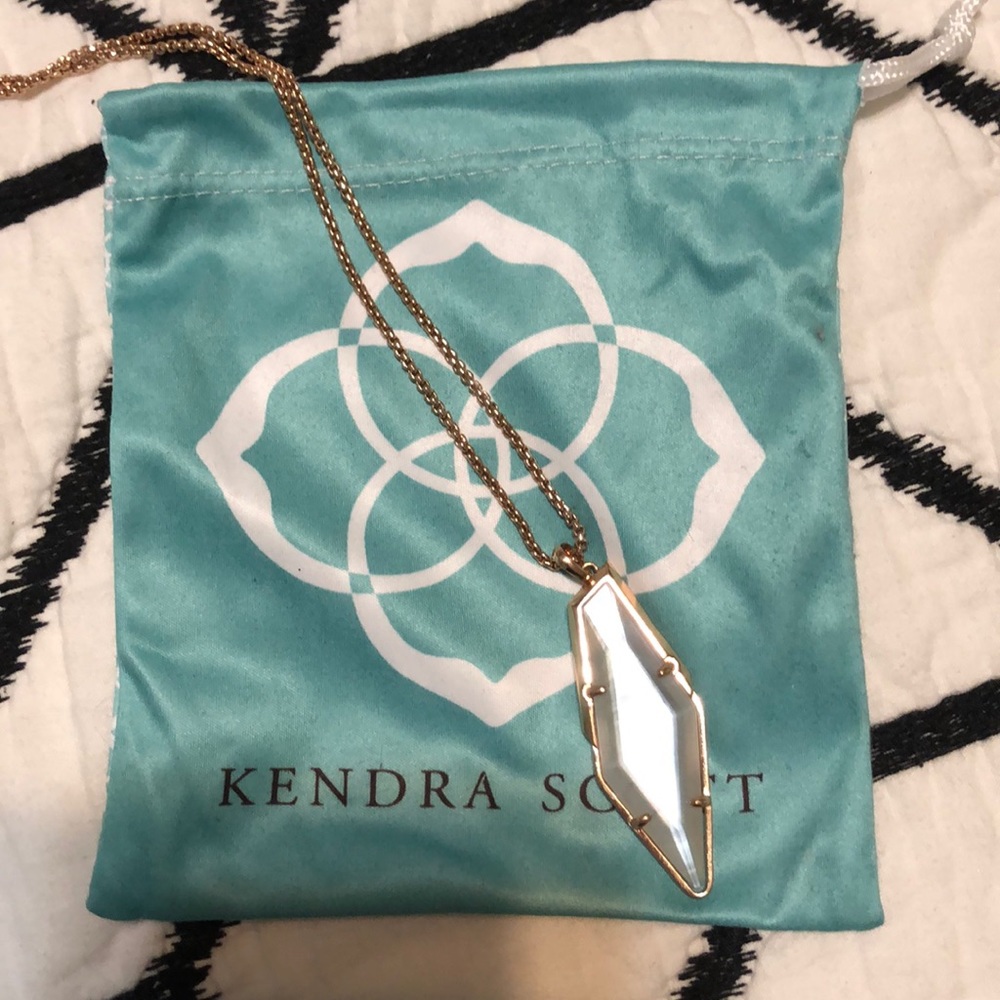 Kendra Scott Necklace
